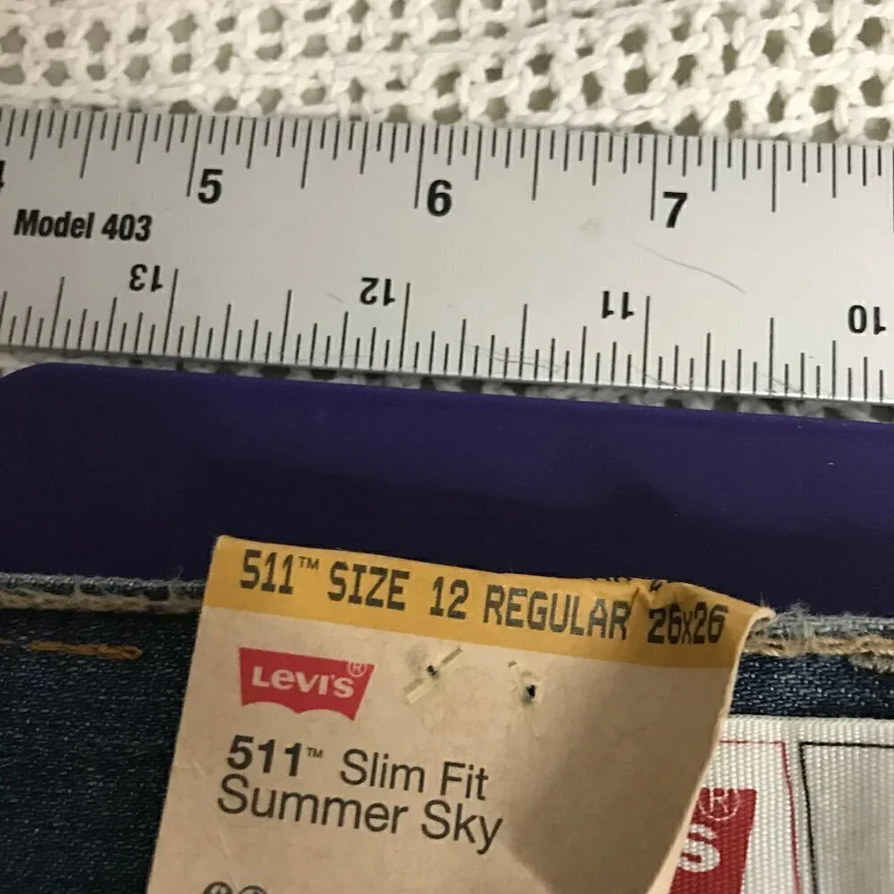 LEVIS 511 WOMENS JEANS SLIM FIT SIZE 26W 26L NWT - Picture 4 of 6